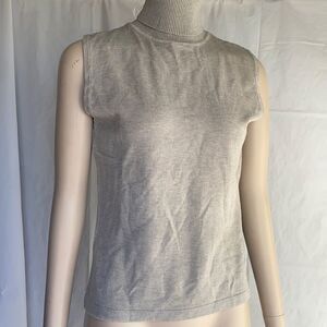 SPEAD the LOVE turtle neck sleeveless top size Med